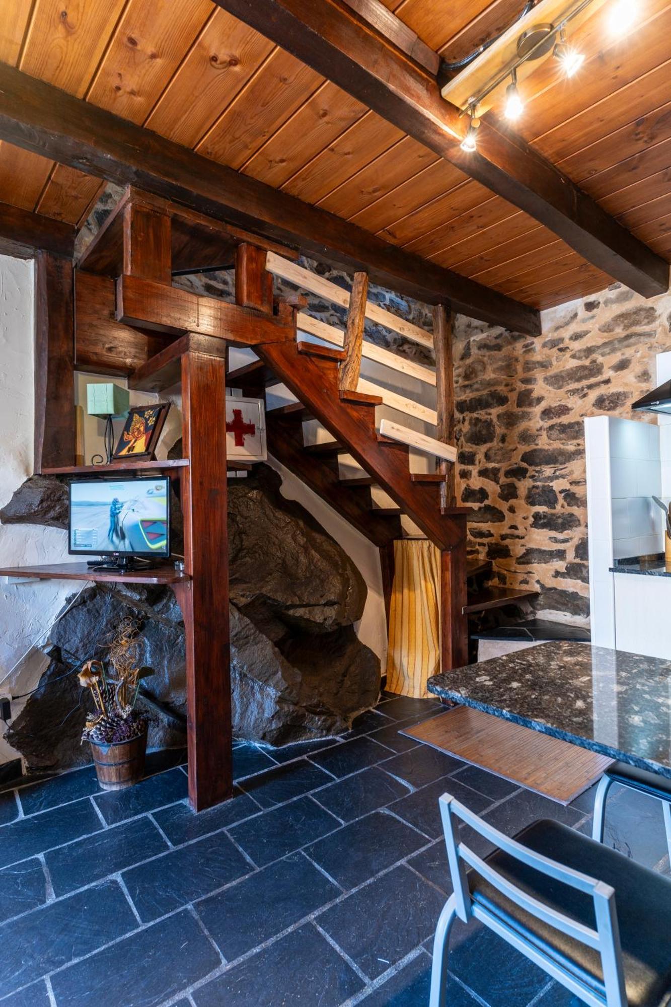 Casa De Turismo Rural Sardom3 Bembibre  Esterno foto